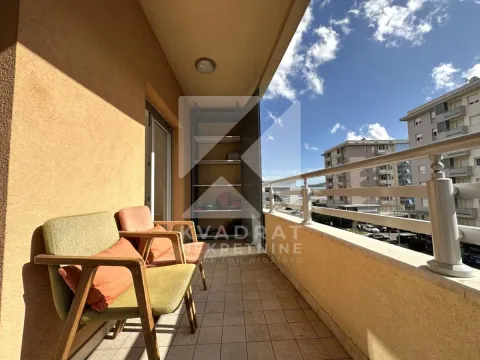 Izdavanje, jednosoban stan, 50m², City Kvart, Podgorica - image 12