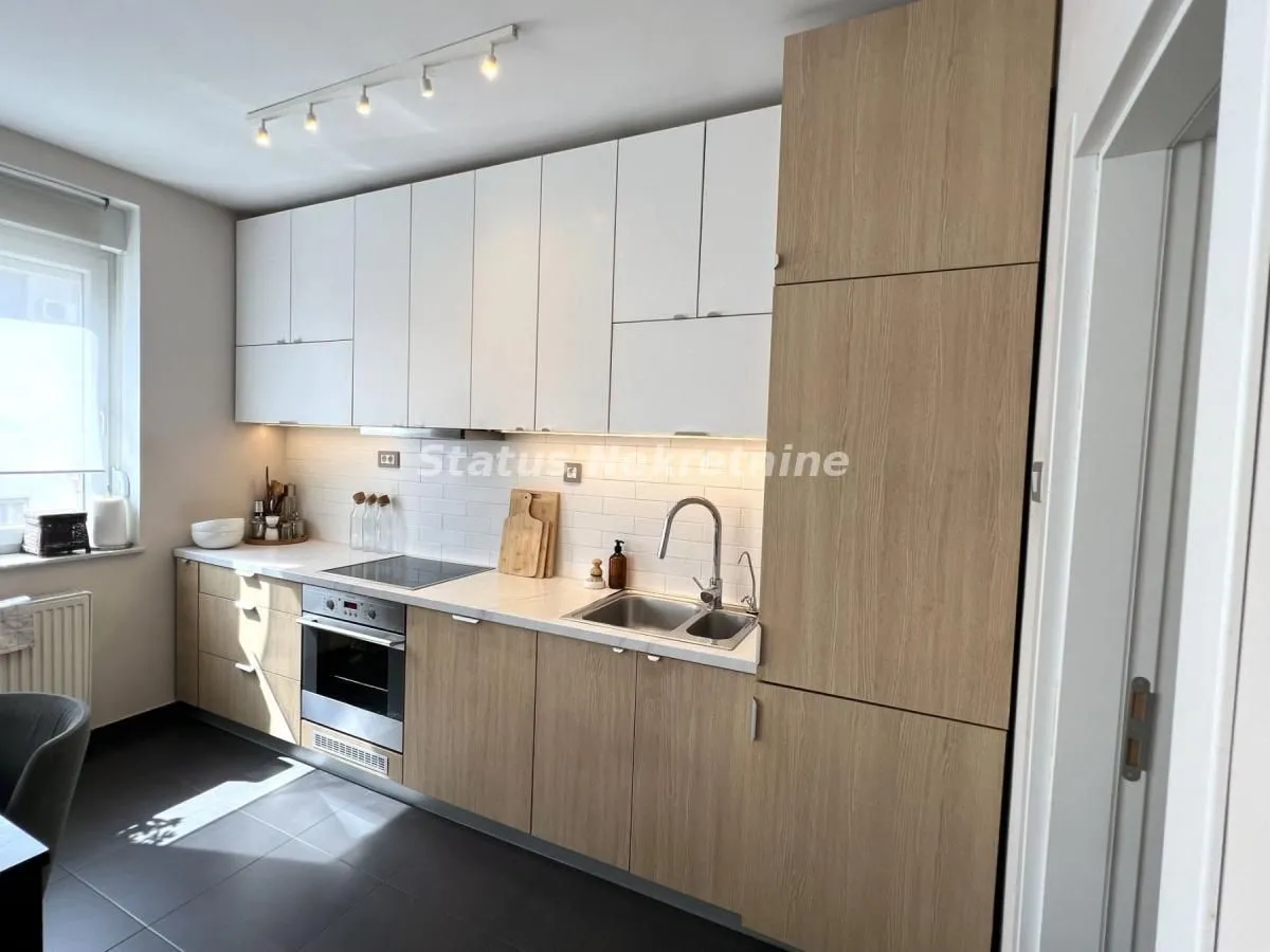 Sale, four bedroom apartment, 102m², Cara Dušana, Novi Sad Sve Podlokacije