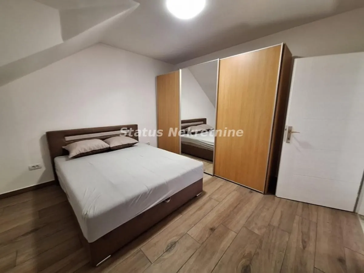 Izdavanje, trosoban stan, 70m², Petrovaradin, Novi Sad