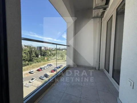 Izdavanje, jednosoban stan, 48m², Vezirov Most, Podgorica - image 16