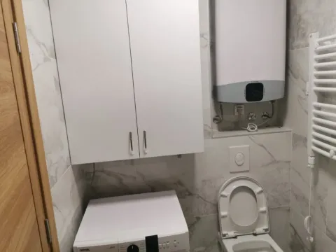 Izdavanje, jednosoban stan, 48m², City Kvart, Podgorica - image 8