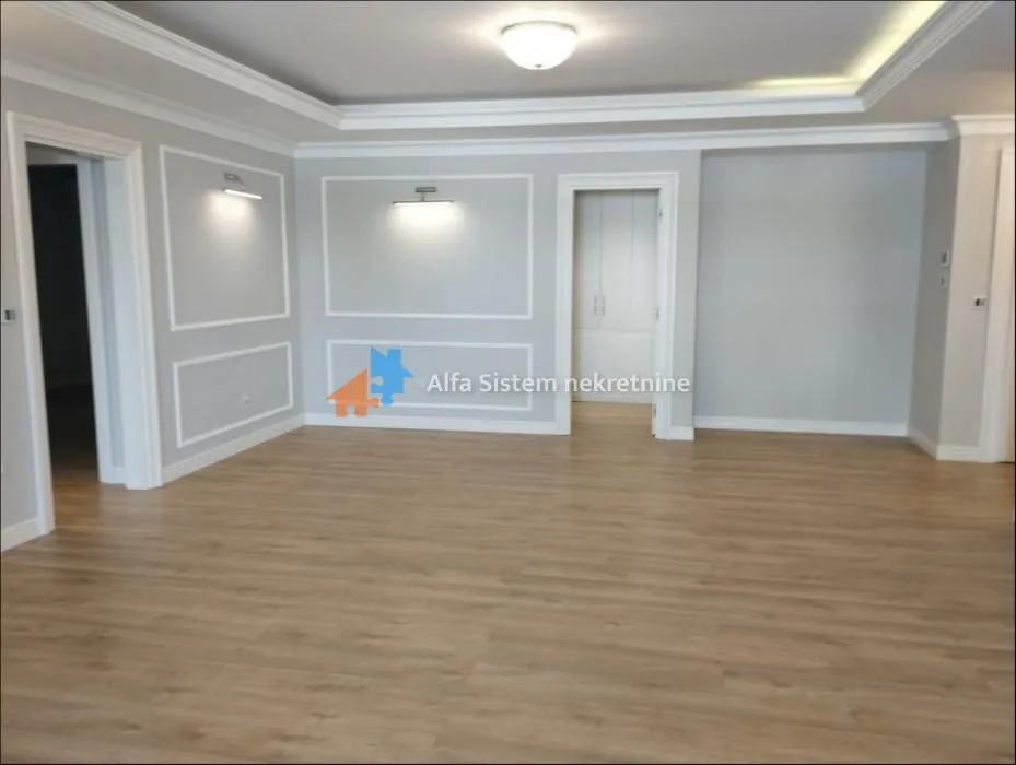 Izdavanje, stan, 215m², Savski Venac, Beograd