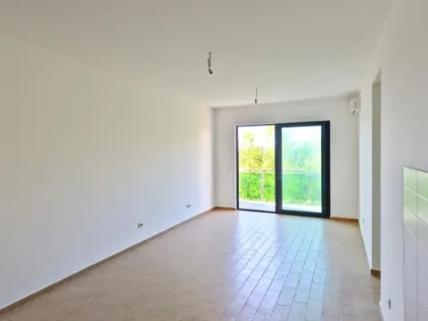Sale, two bedroom apartment, 81m², Bečići, Budva - image 4