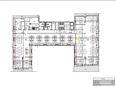 Izdavanje, poslovni prostor, 244m², Stari Grad, Beograd