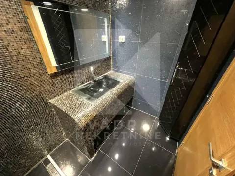 Rent, one bedroom apartment, 64m², City Kvart, Podgorica - image 12