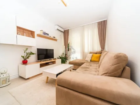 Rent, one bedroom apartment, 50m², Autobuska stanica, Podgorica - image 3
