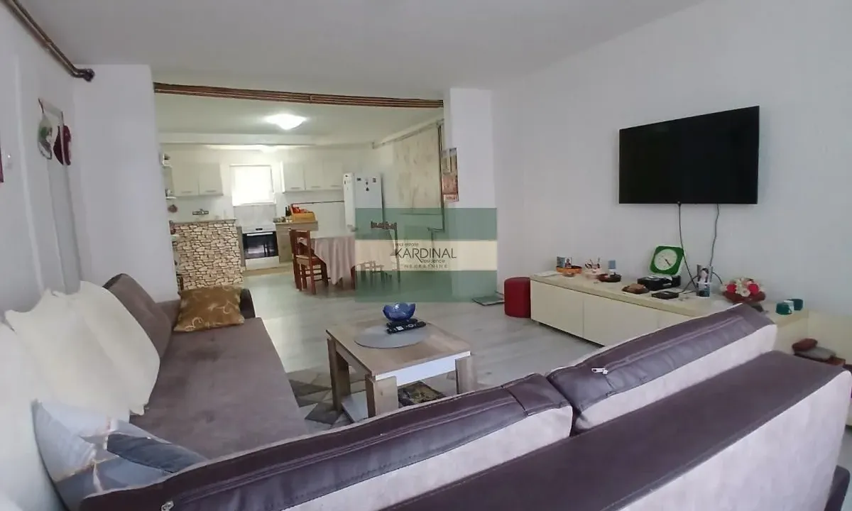 Sale, house, 226m², Tavrića obori, Jagodina
