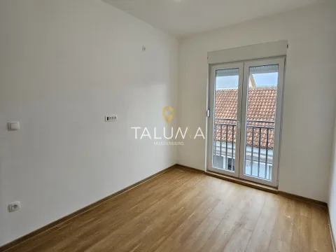 Izdavanje, dvosoban stan, 60m², Zelenika, Podgorica - image 3