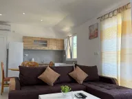 Rent, three bedroom apartment, 85m², Gradiošnica, Tivat - image 3