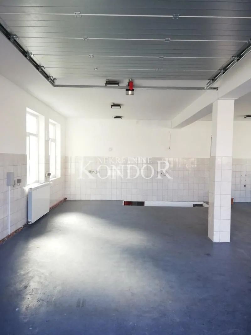 Rent, office space, 350m², Altina, Beograd