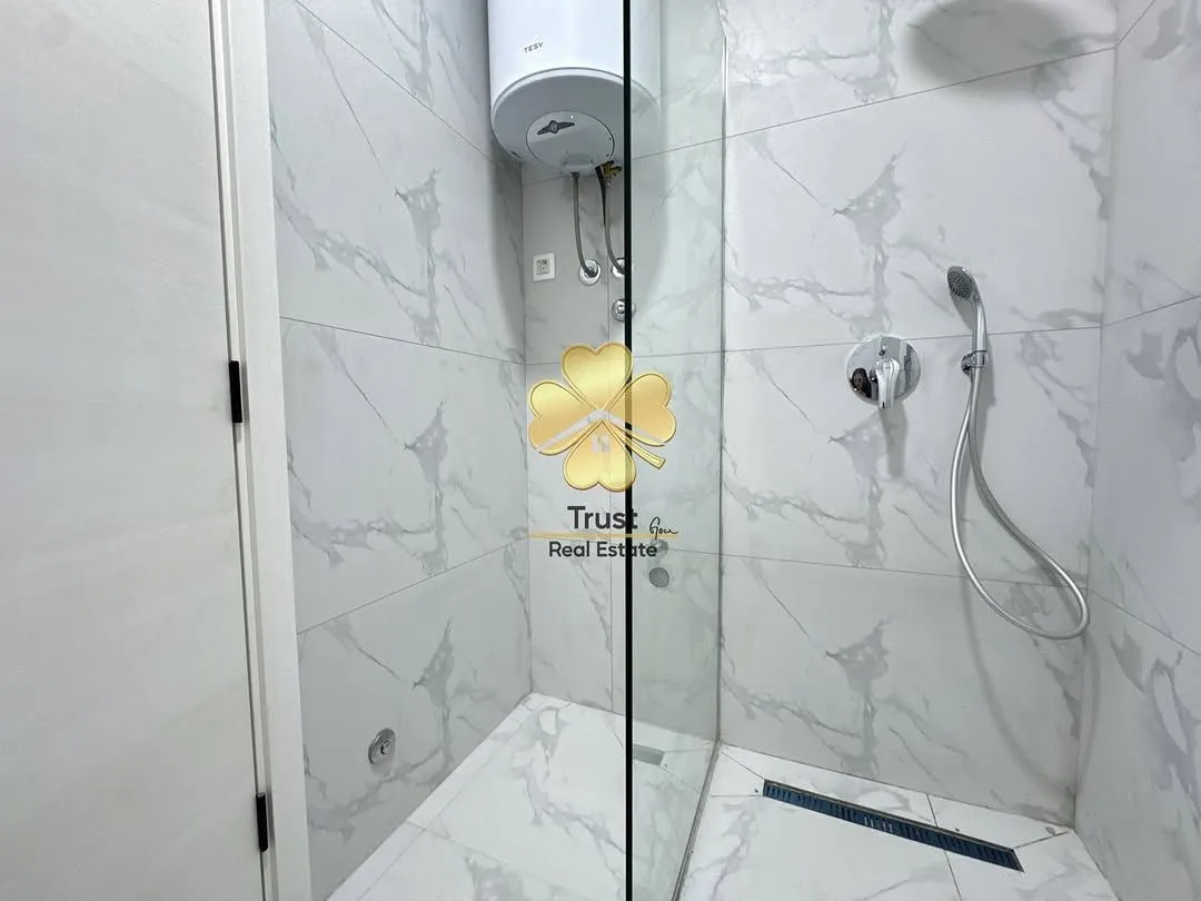 Izdavanje, jednosoban stan, 45m², Stari Aerodrom, Podgorica