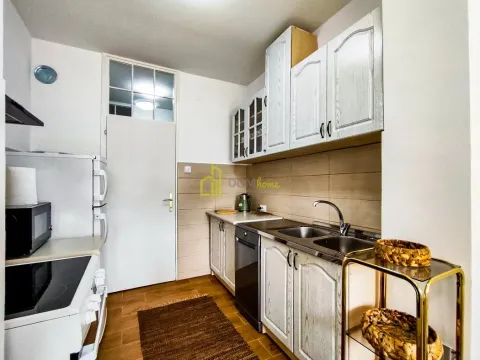 Rent, two bedroom apartment, 76m², Tuški Put, Podgorica - image 5