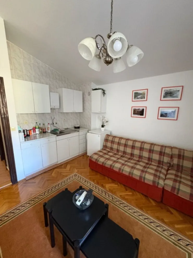 Izdavanje, jednosoban stan, 32m², Sutomore, Bar