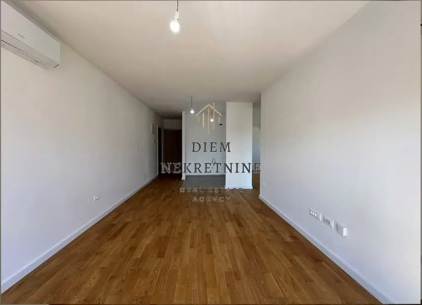 Sale, two bedroom apartment, 57m², Šušanj, Bar
