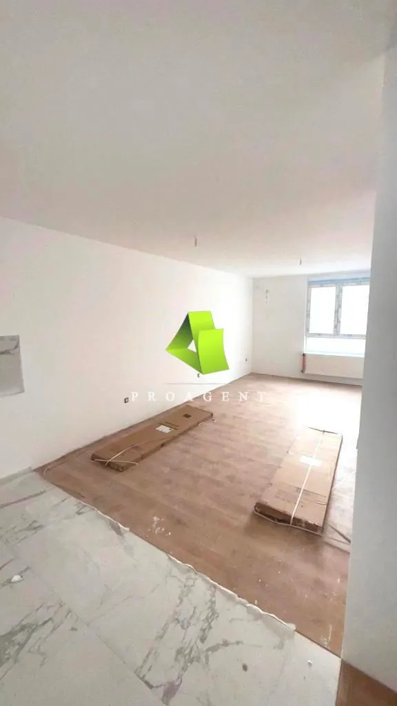 Prodaja, četvorosoban stan, 91m², Medijana, Niš