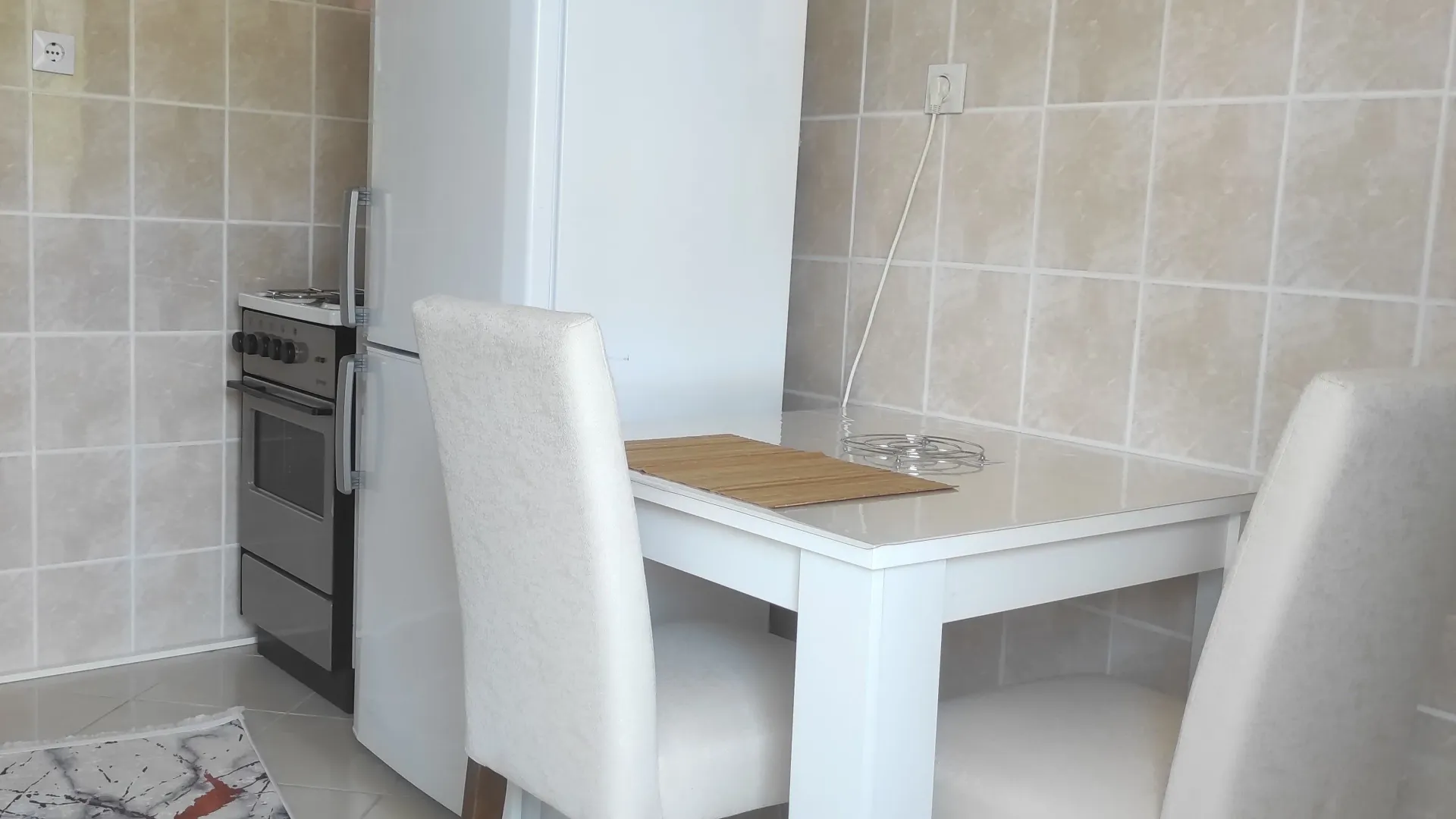 Izdavanje, jednosoban stan, 30m², Luštica, Herceg Novi