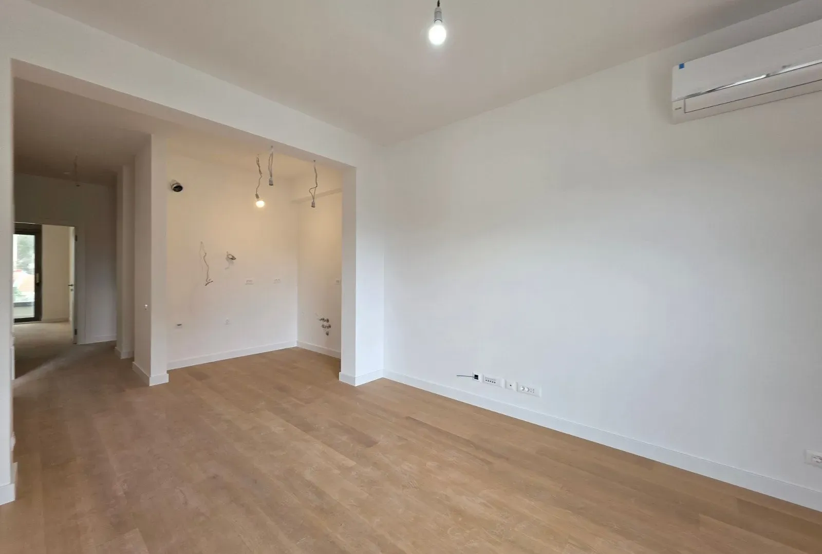 Sale, two bedroom apartment, 69m², Bečići, Budva