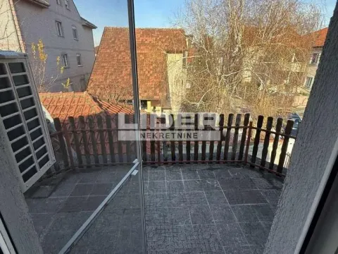 Izdavanje, kuća, 190m², Ledine, Beograd - image 14