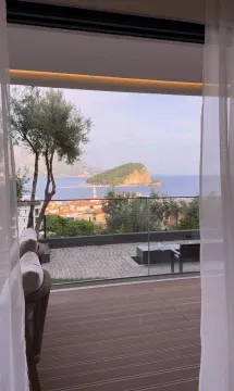 Stan in Komoševina