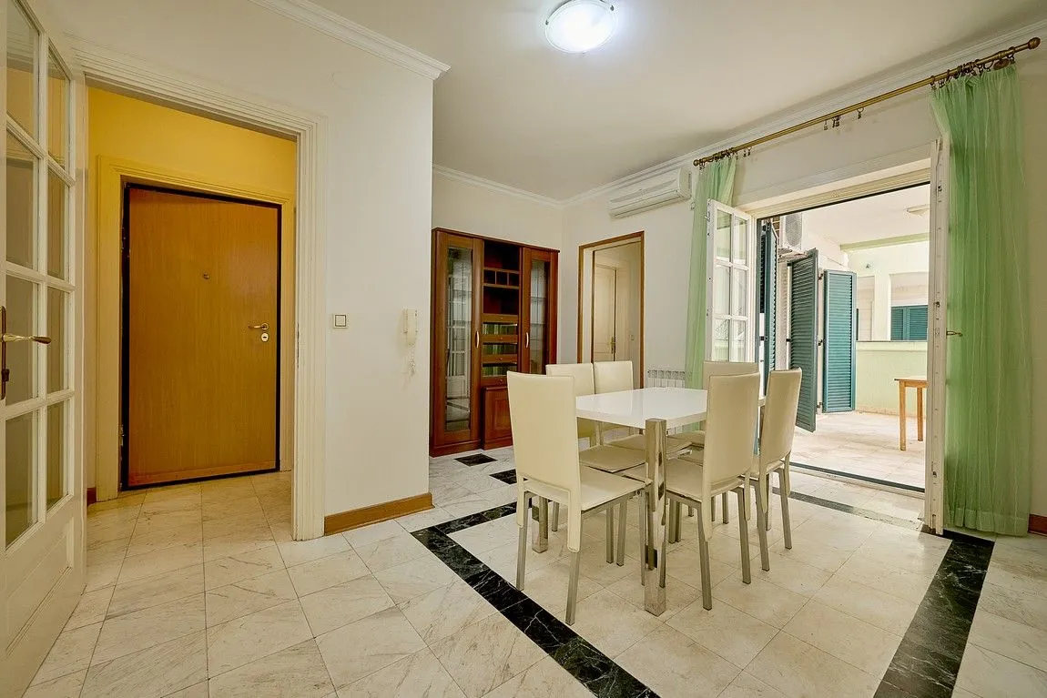 Sale, four bedroom apartment, 131m², Sveti Stefan, Budva