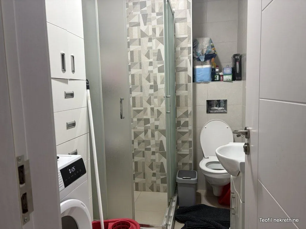 Prodaja, trosoban stan, 75m², Arnajevo, Barajevo