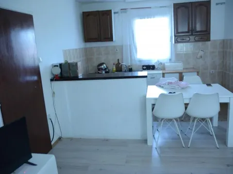 Sale, three bedroom apartment, 68m², Kotež, Palilula Sve Podlokacije - image 2