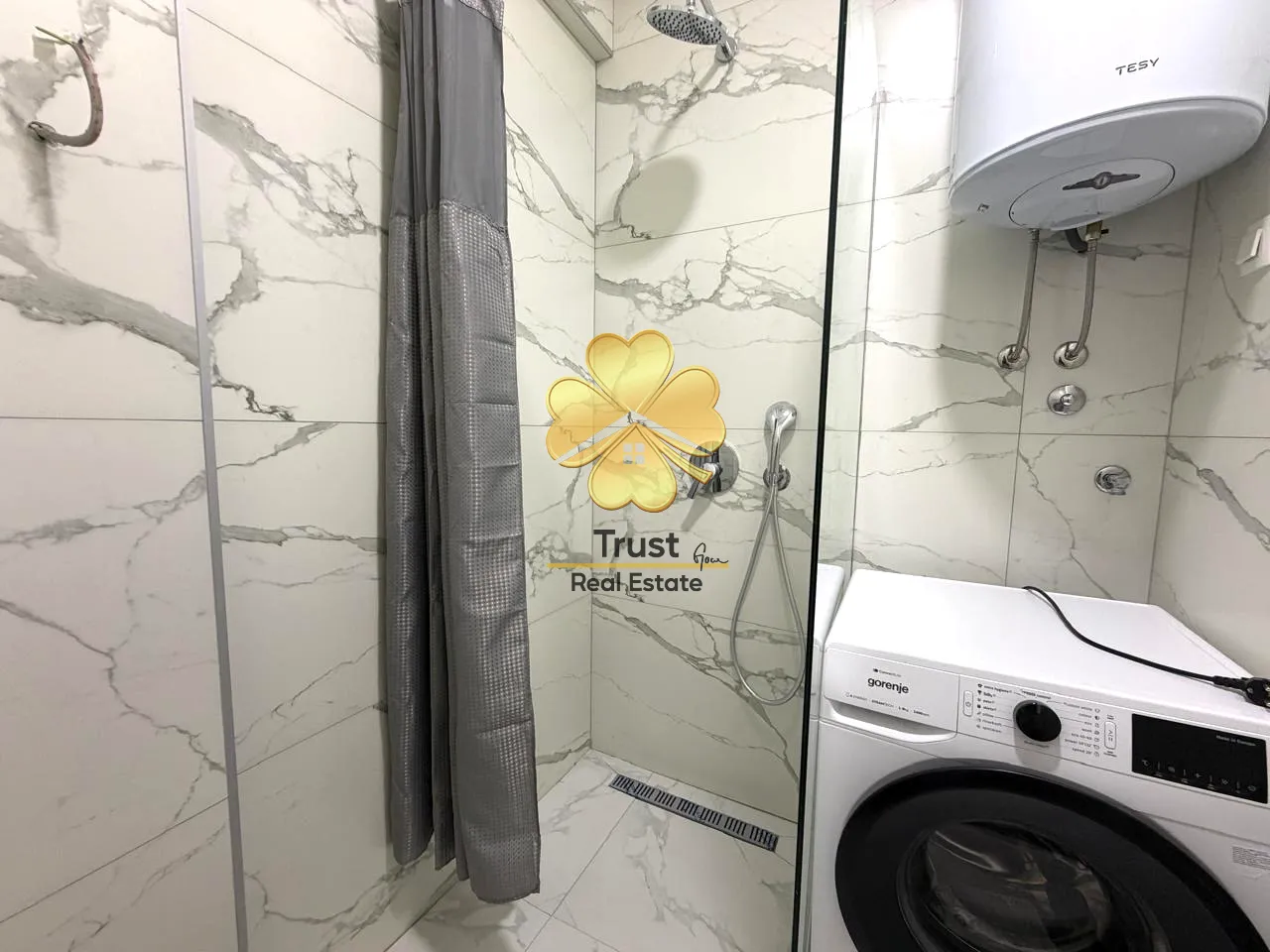 Izdavanje, jednosoban stan, 44m², Stari Aerodrom, Podgorica