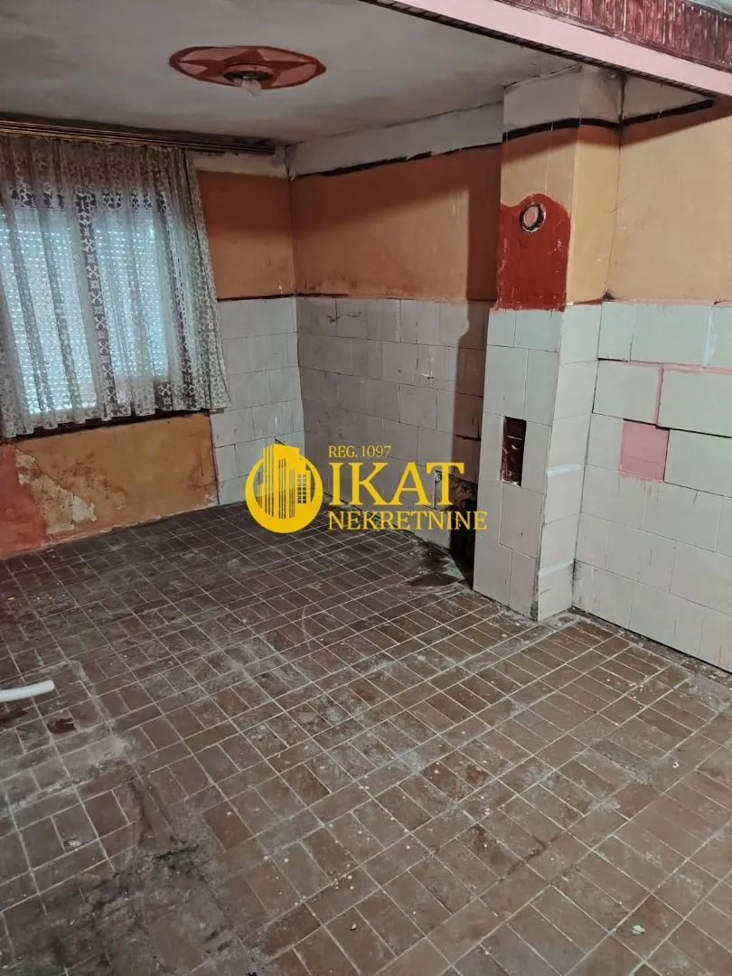 Prodaja, kuća, 139m², Perlez, Zrenjanin