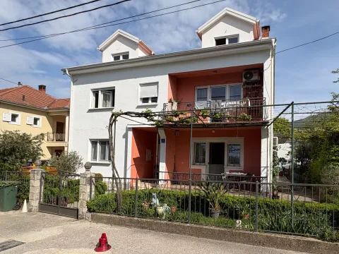 Rent, one bedroom apartment, 50m², Kalimanj, Tivat - image 3