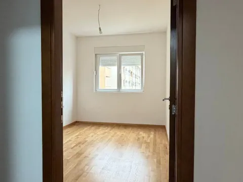 Prodaja, dvosoban stan, 73m², Tuški Put, Podgorica - image 8