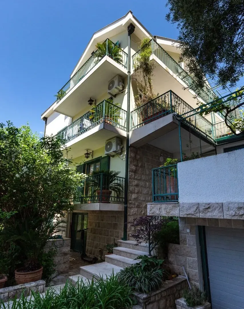 Prodaja, kuća, 285m², Budva, Crna Gora