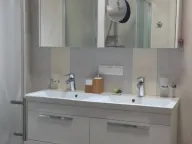 Izdavanje, trosoban stan, 110m², Seljanovo, Tivat - image 8