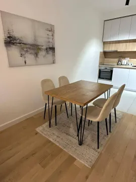 Izdavanje, jednosoban stan, 65m², Soho City, Bar - image 8