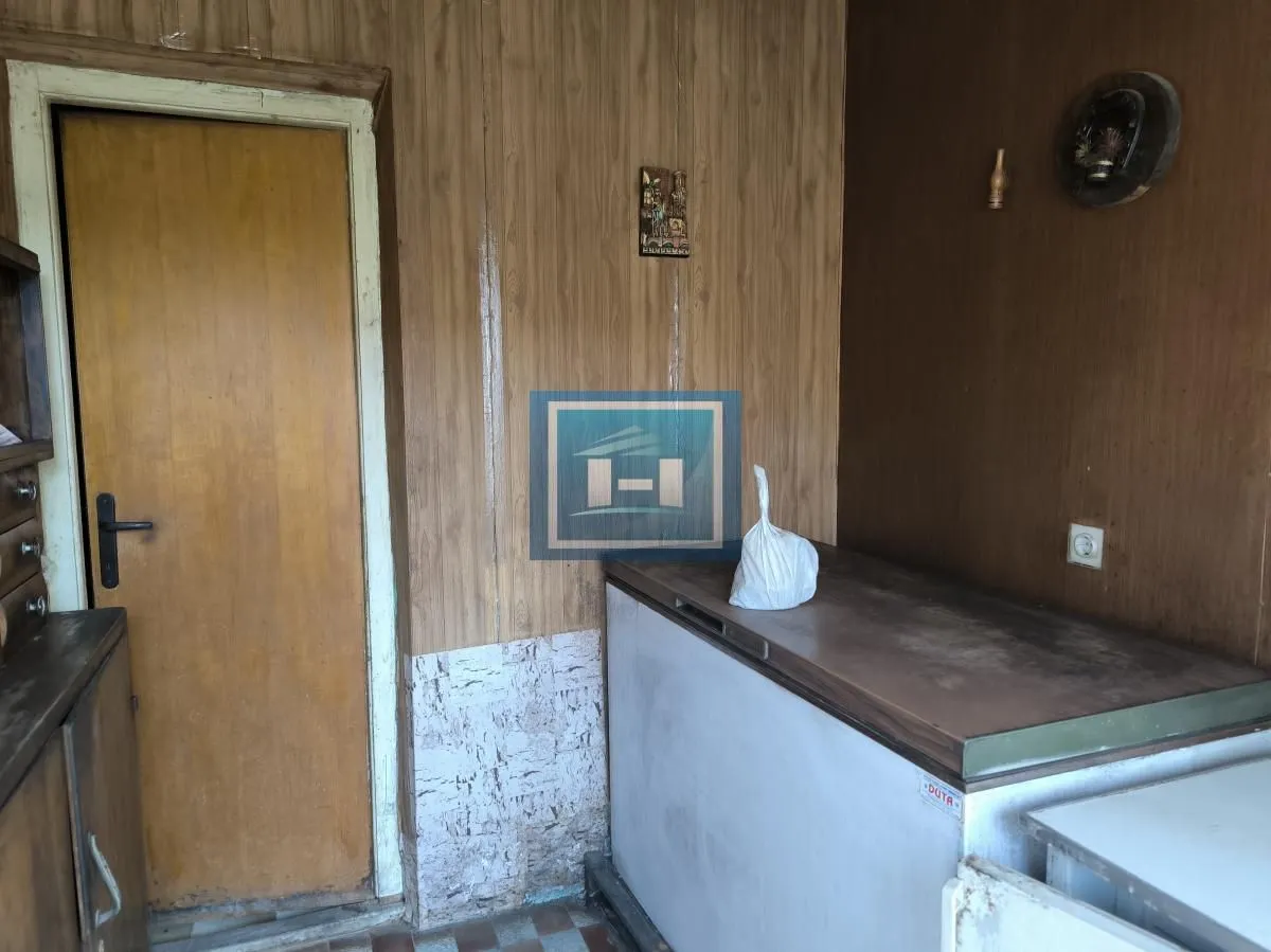 Prodaja, kuća, 824m², Brestovo, Despotovac