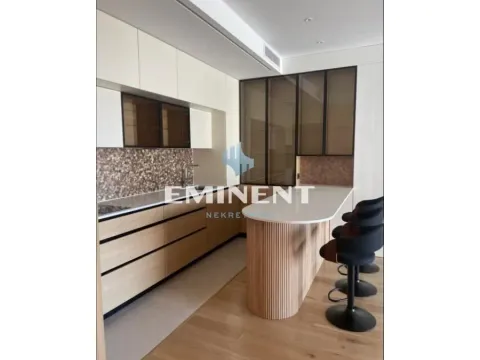 Izdavanje, trosoban stan, 100m², Gundulićev Venac, Beograd - image 2