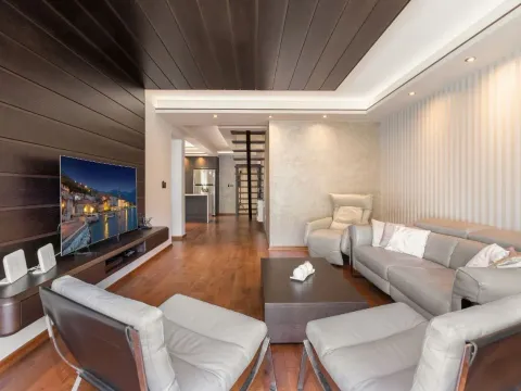 Prodaja, dvosoban stan, 100m², Dobrota, Kotor - image 12