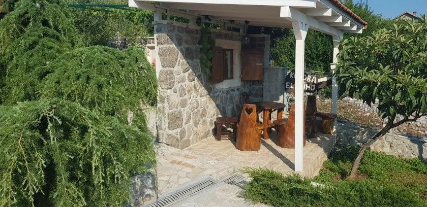 Prodaja, kuća, 103m², Tivat, Crna Gora
