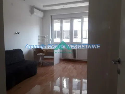 Izdavanje, dvosoban stan, 53m², Stari Grad, Beograd - image 10