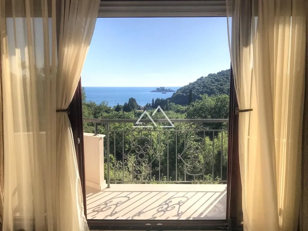 Sale, two bedroom apartment, 86m², Petrovac, Budva