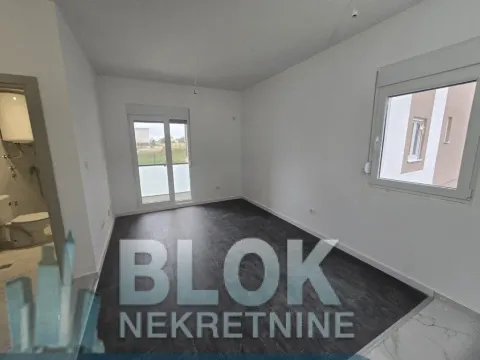 Izdavanje, garsonjera, 27m², Zabjelo, Podgorica - image 4