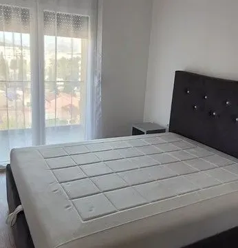 Izdavanje, jednosoban stan, 45m², Pobrežje, Podgorica - image 8