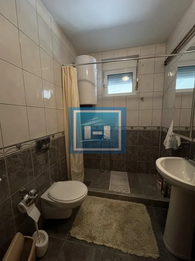 Prodaja, kuća, 271m², Šantarovac, Jagodina