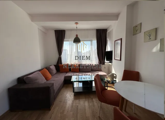 Rent, one bedroom apartment, 40m², Centar, Budva