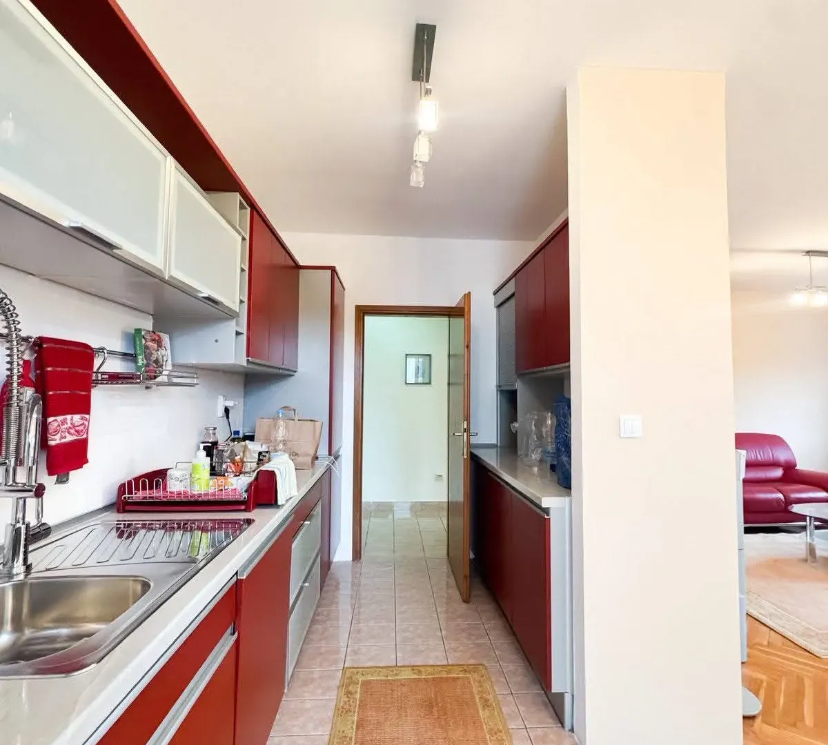 Prodaja, dvosoban stan, 82m², Zagorič, Podgorica