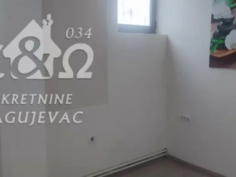 Rent, office space, 117m², Kragujevac, Srbija - image 3