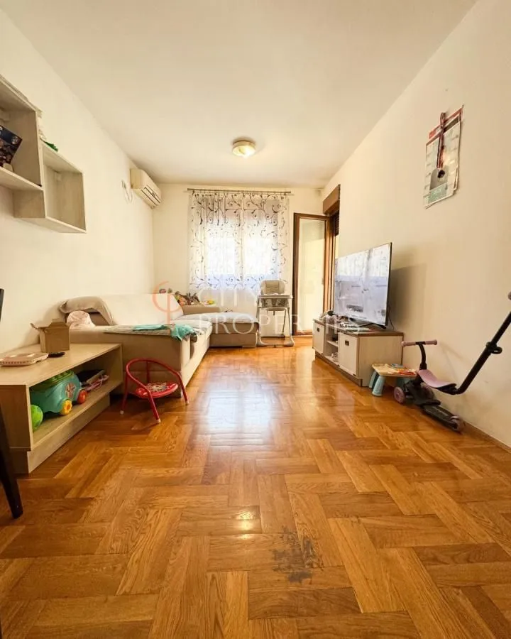 Prodaja, stan, 40m², Stari Aerodrom, Podgorica