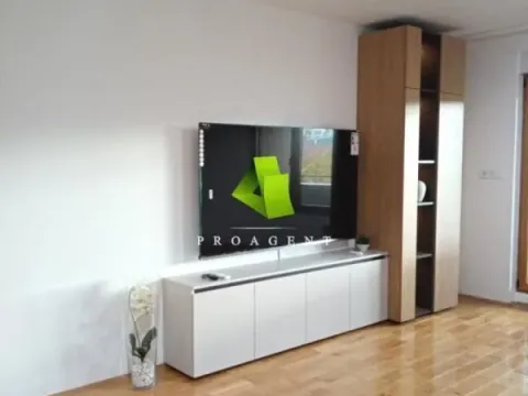 Rent, office space, 93m², Medijana, Niš - image 2