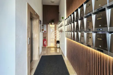 Rent, one bedroom apartment, 51m², Pobrežje, Podgorica - image 10
