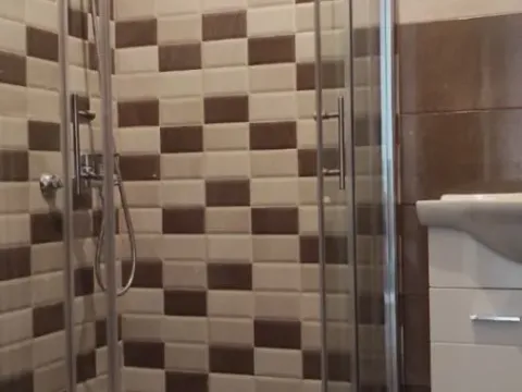 Prodaja, dvosoban stan, 71m², Centar, Bar - image 7