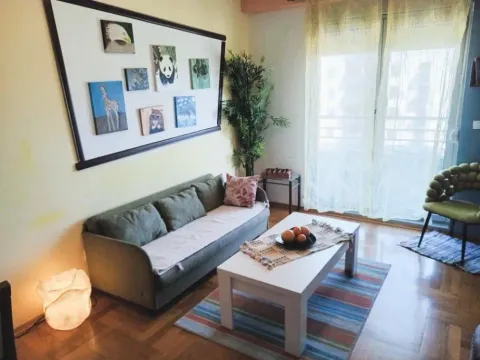 Izdavanje, jednosoban stan, 42m2, Krivi Most, Podgorica Izdavanje, jednosoban stan, 42m2, Krivi Most, Podgorica